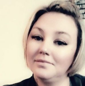 Meet your Posher, Vicky